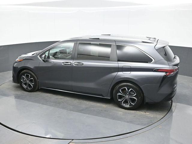 2025 Toyota Sienna - $53,917