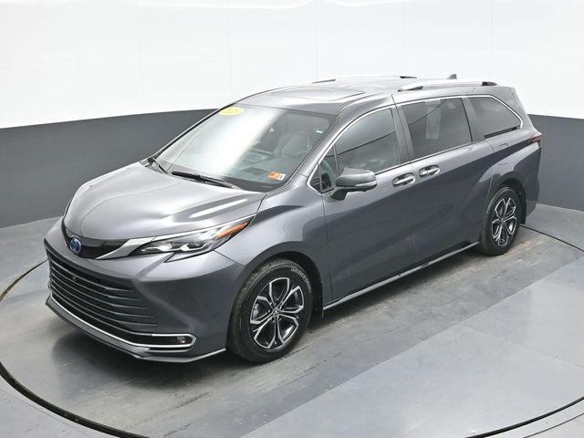 2025 Toyota Sienna - $53,917