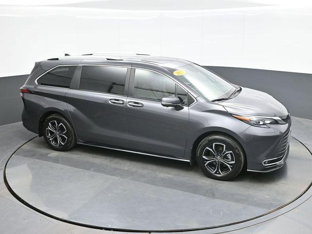 2025 Toyota Sienna - $53,917