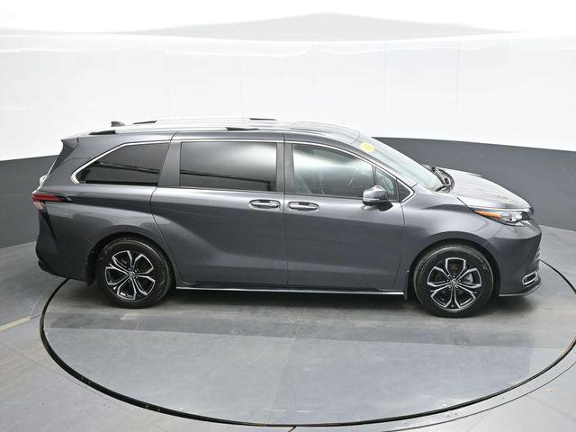2025 Toyota Sienna - $53,917