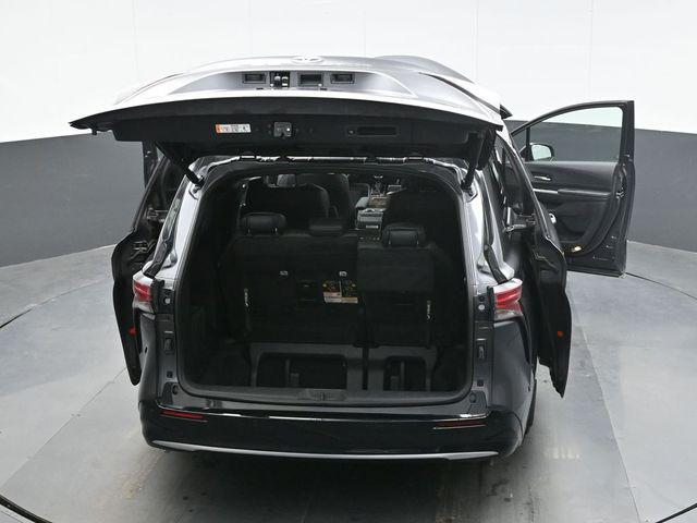 2025 Toyota Sienna - $53,917