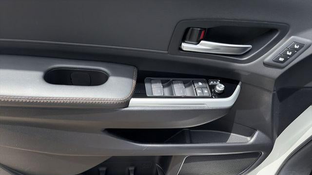 2025 Toyota Sienna Platinum 7-Passenger