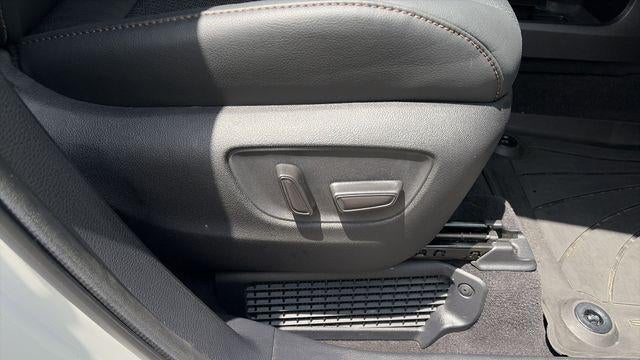 2025 Toyota Sienna Platinum 7-Passenger