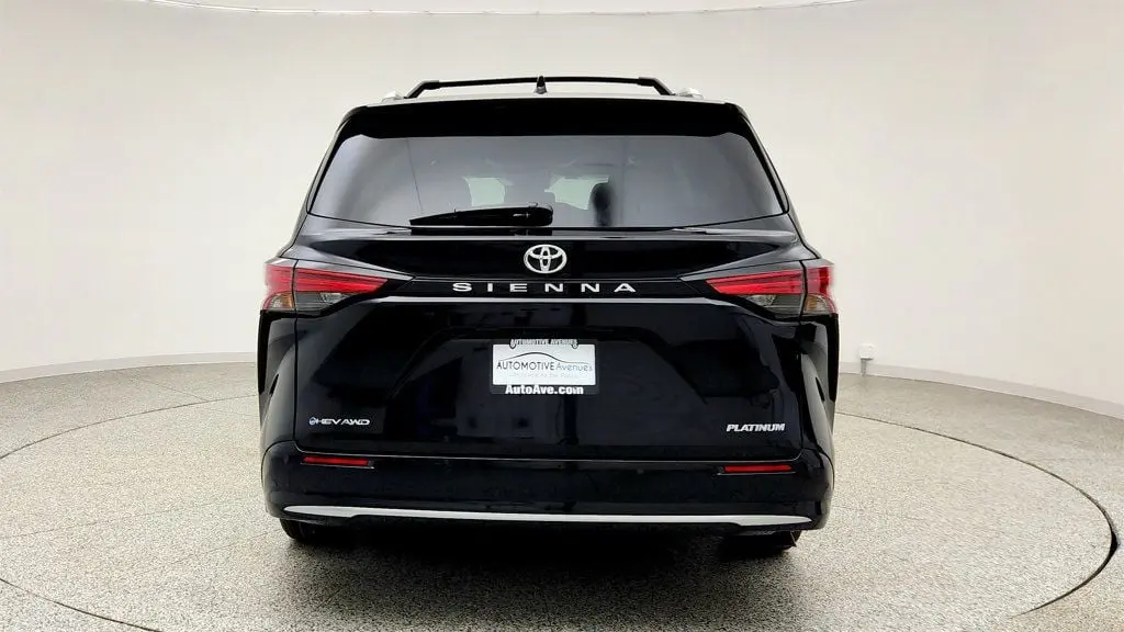 2026 Toyota Sienna - $58,995