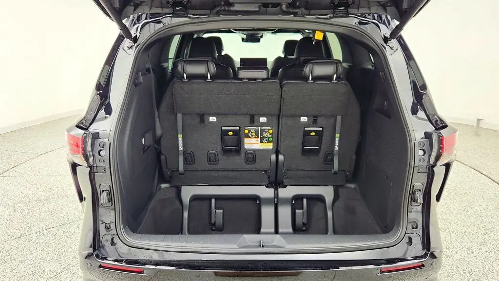 2026 Toyota Sienna - $58,995
