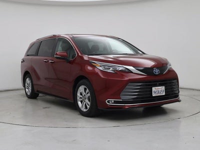 Photo of a 2023 Toyota Sienna AWD Platinum 7-Passenger 4DR Mini-Van for sale
