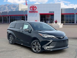 2026 Toyota Sienna with Midnight Black Metallic Exterior