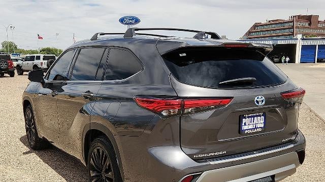 2021 Toyota Highlander Hybrid Platinum