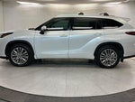 2023 Highlander Hybrid Thumbnail 2