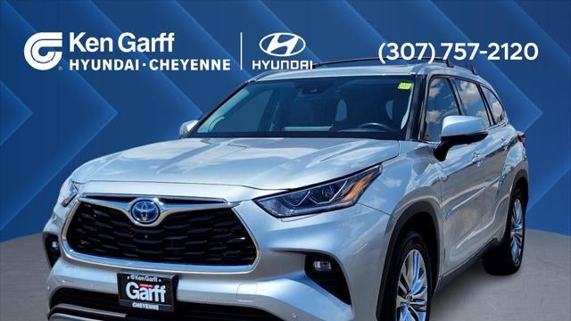 Preowned 2023 Toyota Highlander Hybrid Platinum for Sale