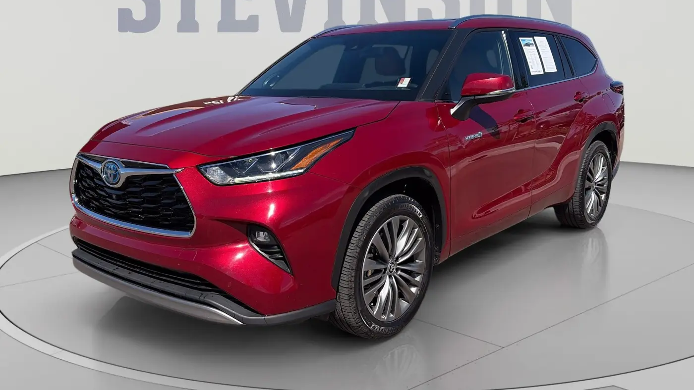 Preowned 2021 Toyota Highlander Hybrid Platinum for Sale