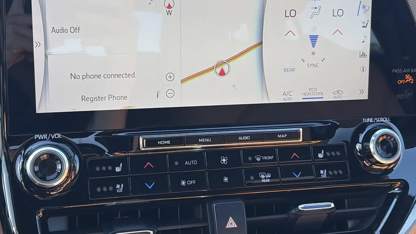 2021 Toyota Highlander Hybrid Platinum