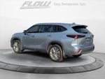 2024 Highlander Hybrid Thumbnail 6