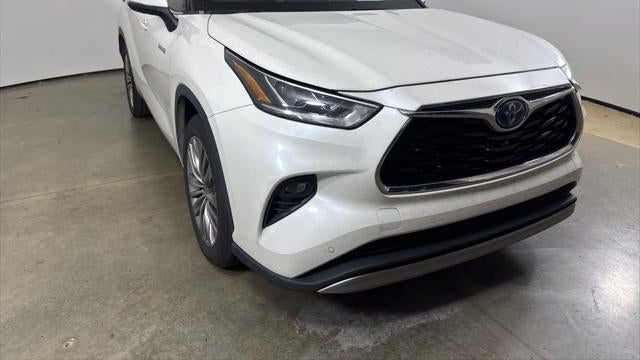 2020 Toyota Highlander Hybrid Platinum