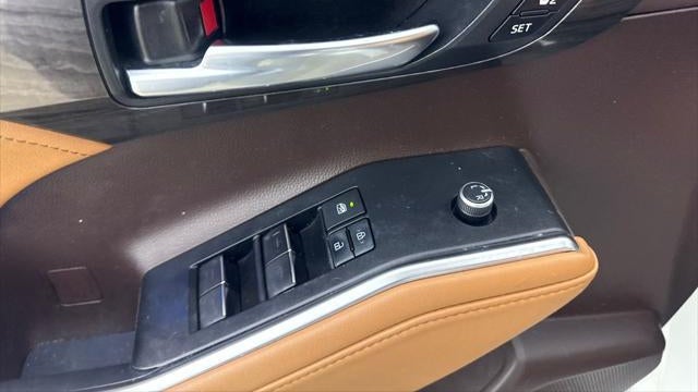 2020 Toyota Highlander Hybrid Platinum