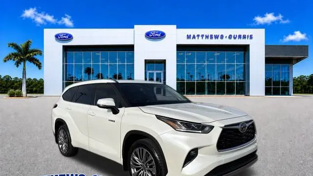 Preowned 2021 Toyota Highlander Hybrid Platinum for Sale