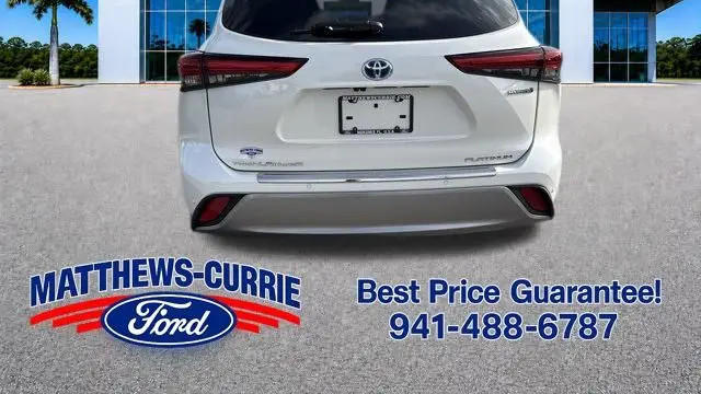 2021 Toyota Highlander Hybrid Platinum