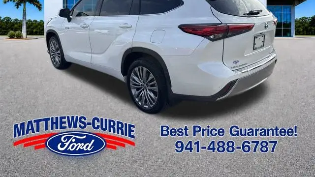 2021 Toyota Highlander Hybrid Platinum