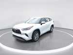 2023 Highlander Hybrid Thumbnail 4