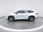 2023 Highlander Hybrid Thumbnail 5