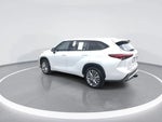 2023 Highlander Hybrid Thumbnail 6