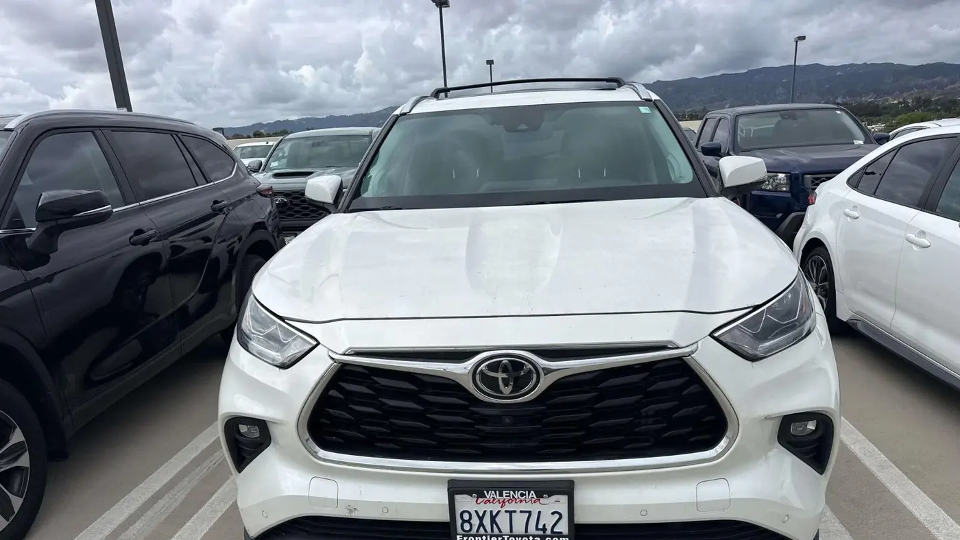 2021 Toyota Highlander Platinum