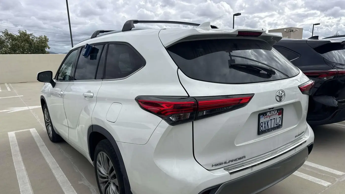 2021 Toyota Highlander Platinum