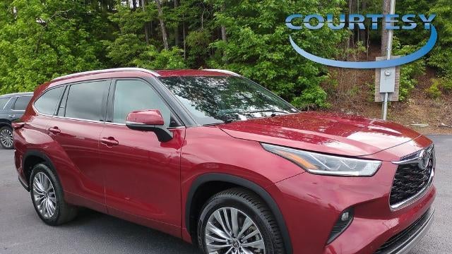 Preowned 2021 Toyota Highlander Limited for Sale