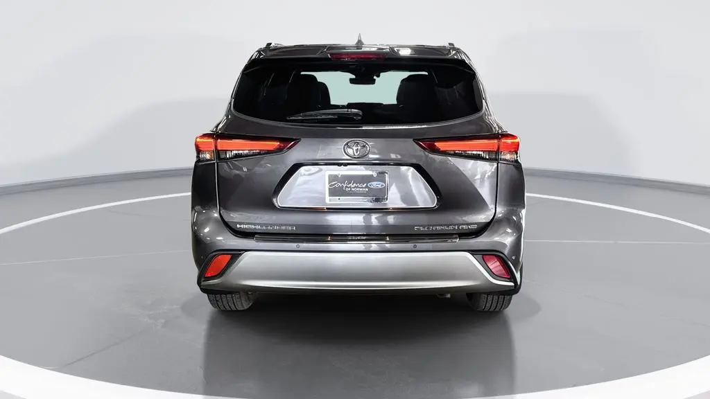 2021 Toyota Highlander Platinum