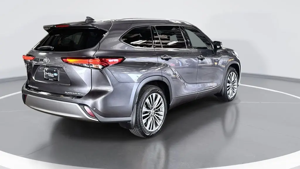 2021 Toyota Highlander Platinum