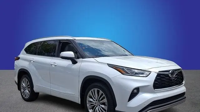 2022 Toyota Highlander Platinum