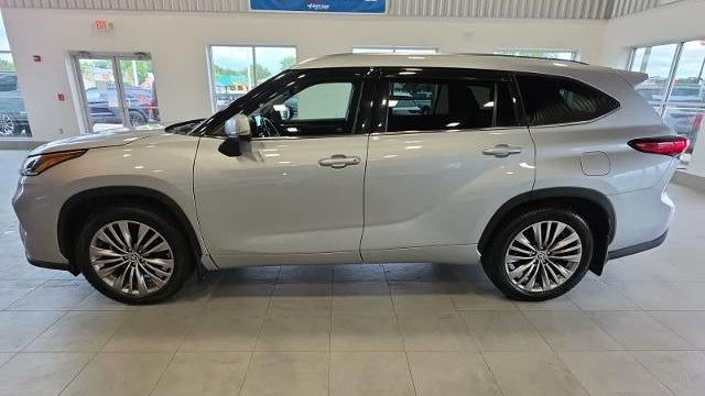 2020 Toyota Highlander Platinum