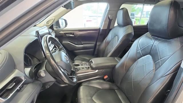 2020 Toyota Highlander Platinum