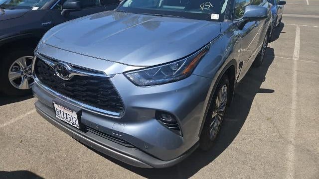 Preowned 2022 Toyota Highlander Platinum for Sale