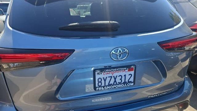 2022 Toyota Highlander Platinum