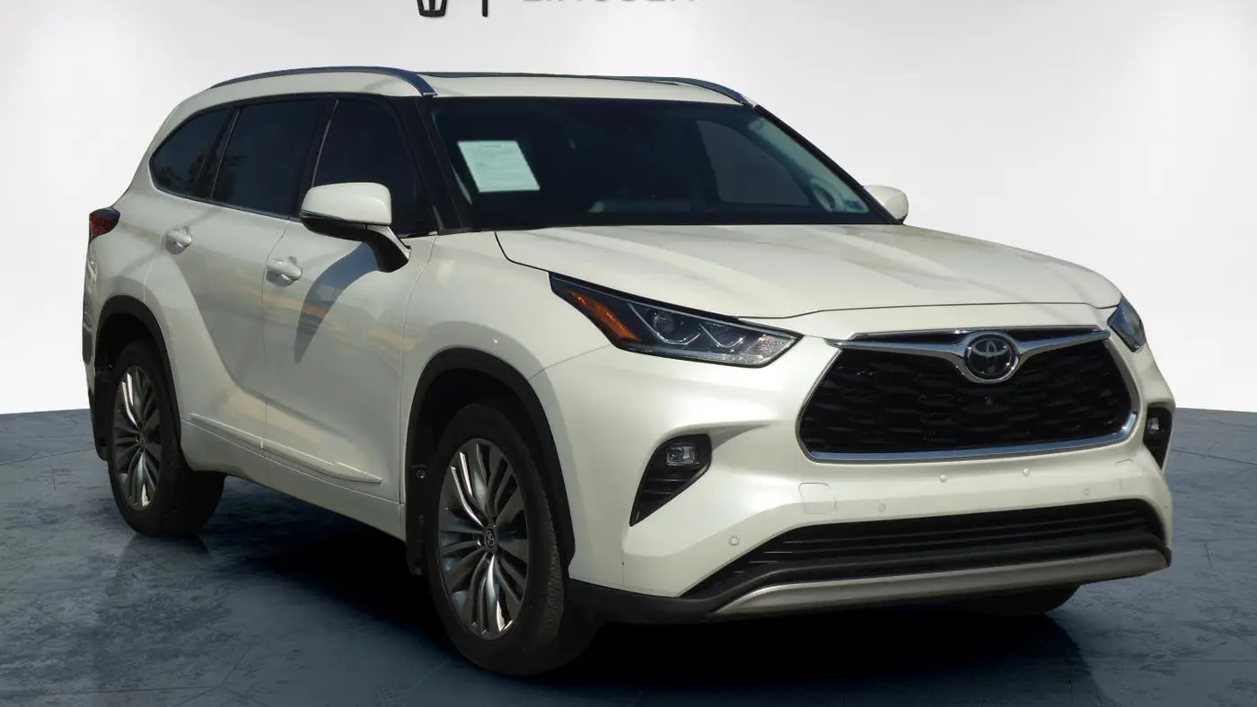 Preowned 2020 Toyota Highlander Platinum for Sale