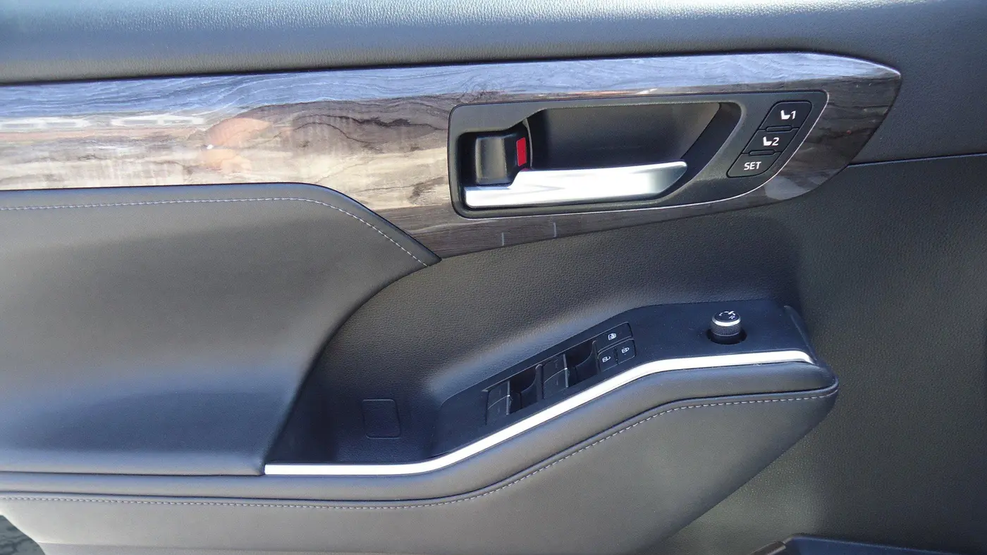 2020 Toyota Highlander Platinum