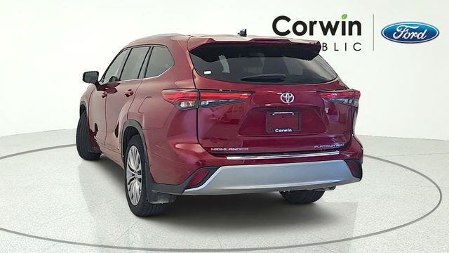2021 Toyota Highlander Platinum
