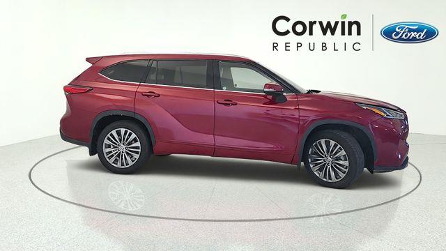 2021 Toyota Highlander Platinum