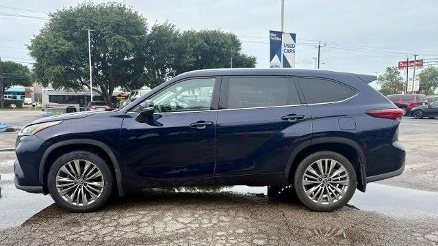 2021 Toyota Highlander Platinum