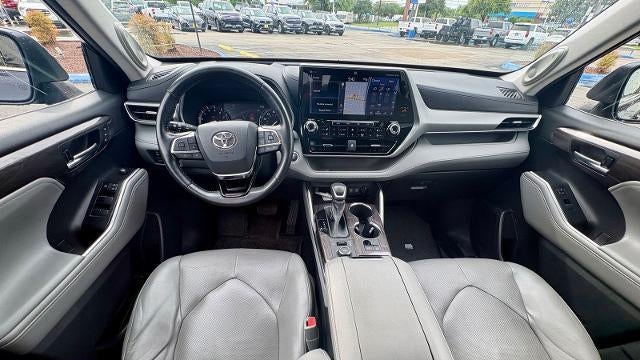 2021 Toyota Highlander Platinum