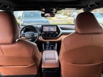 2020 Highlander Thumbnail 20