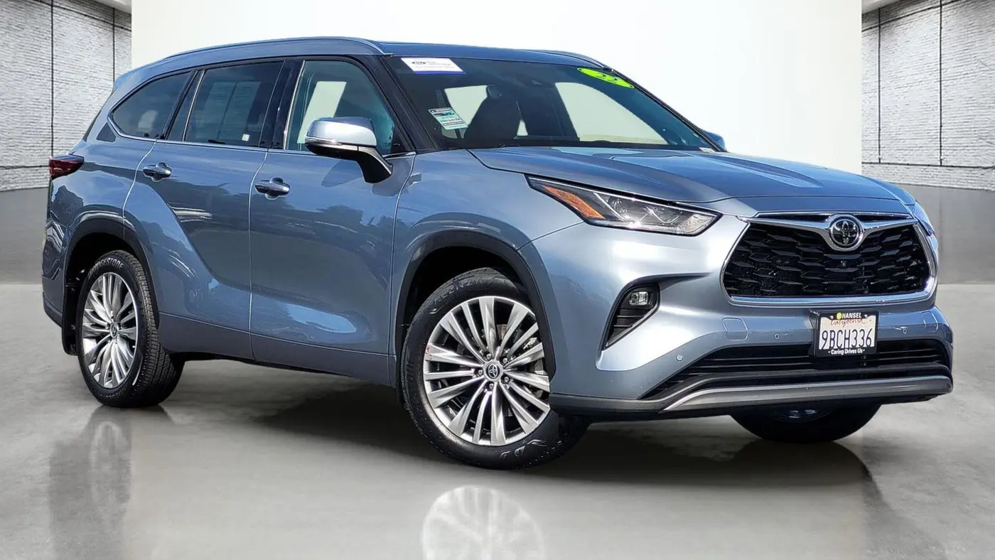Preowned 2022 Toyota Highlander Platinum for Sale