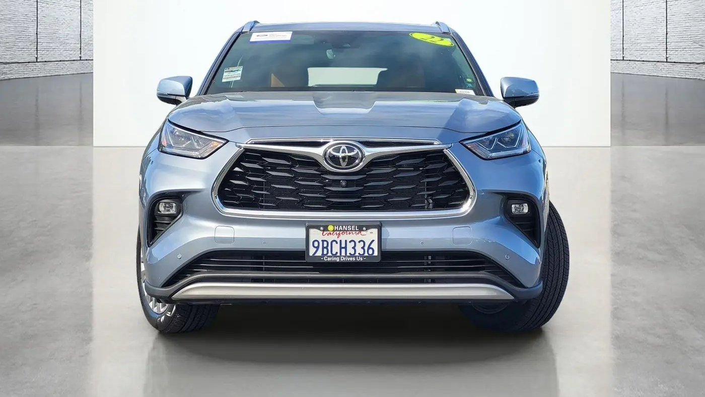 2022 Toyota Highlander Platinum