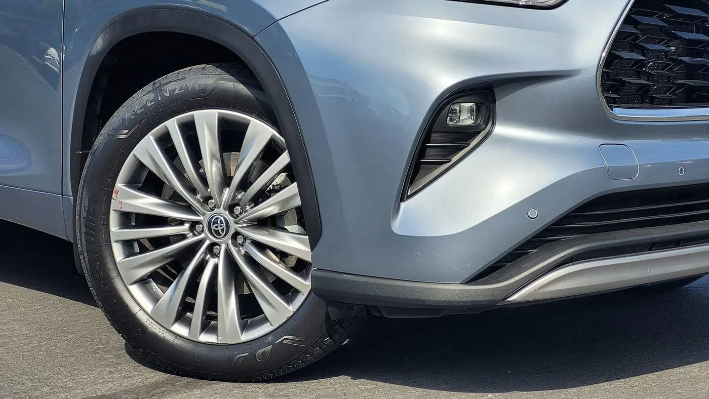 2022 Toyota Highlander Platinum