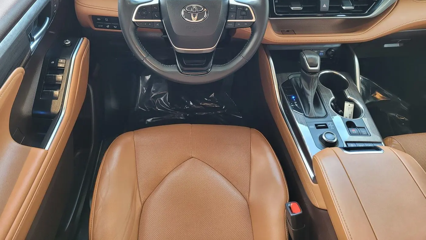 2022 Toyota Highlander Platinum