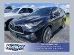 2020 Highlander Thumbnail 1