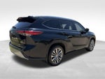 2020 Highlander Thumbnail 19