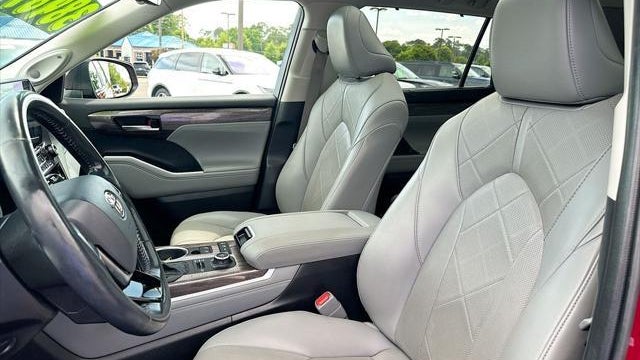 2021 Toyota Highlander Platinum