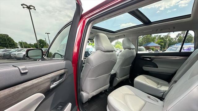 2021 Toyota Highlander Platinum